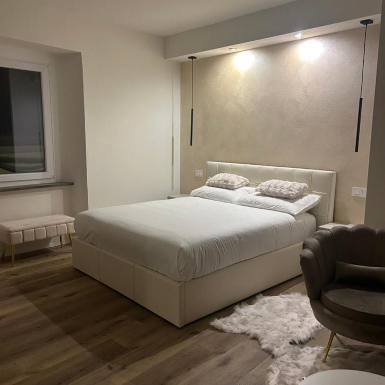 Perla sul Lago - LuxuryApartment - Arona centre - Appartamento con 3 Camere da Letto - 16