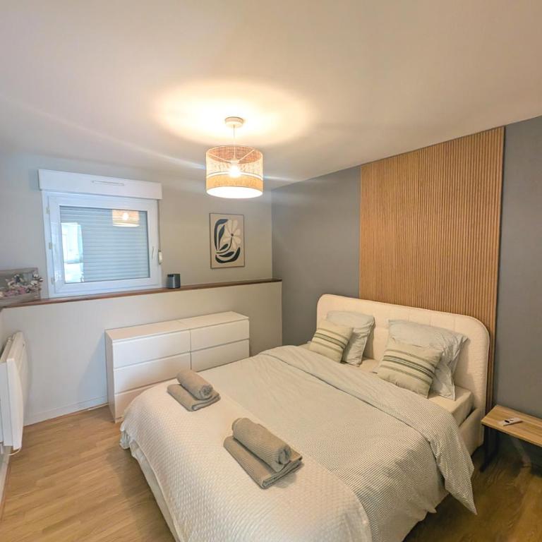 Appartement cosy centre-ville - calme - 4 pers - tout équipé - - Appartamento con 1 Camera da Letto - 5