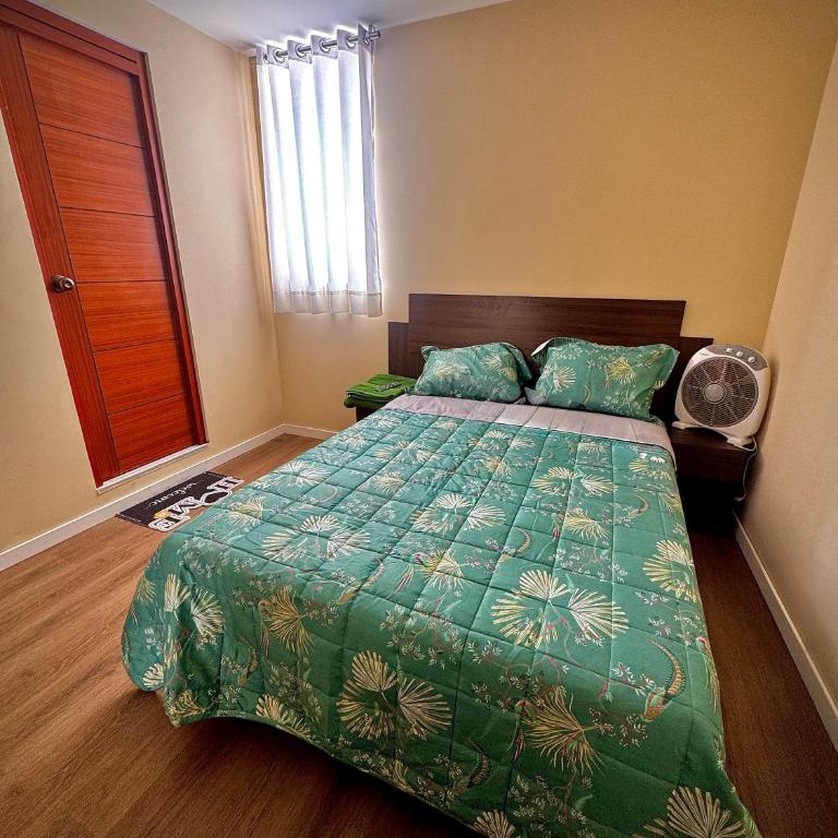 Huanchaco House - Double Room with Private Bathroom - 38