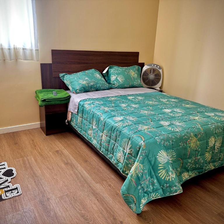Huanchaco House - Double Room with Private Bathroom - 36