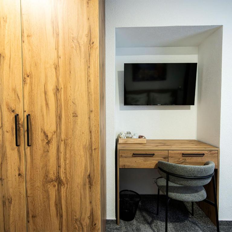 Boutique Hotel Una - Dvokrevetna Soba sa Bračnim Krevetom - 7