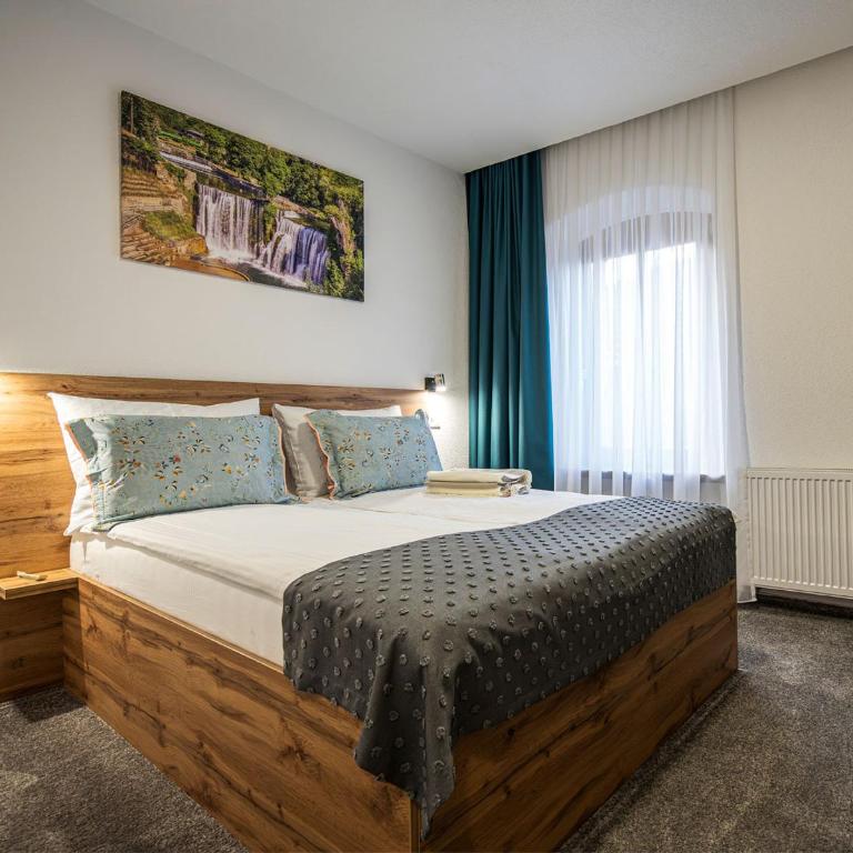 Boutique Hotel Una - Dvokrevetna Soba sa Bračnim Krevetom - 3