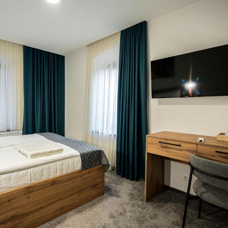 Boutique Hotel Una - Dvokrevetna Soba sa Bračnim Krevetom - 11
