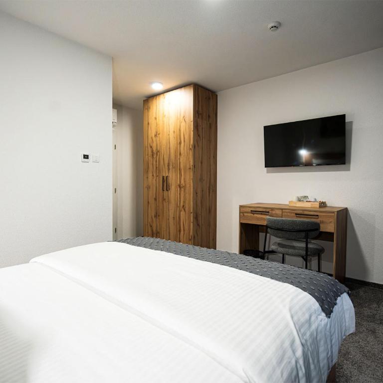 Boutique Hotel Una - Dvokrevetna Soba sa Bračnim Krevetom - 14