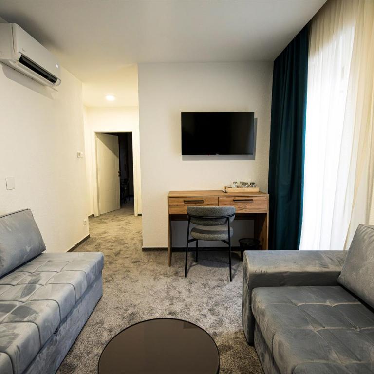 Boutique Hotel Una - Deluks Dvokrevetna Soba sa Bračnim Krevetom/Zasebnim Krevetima - 3