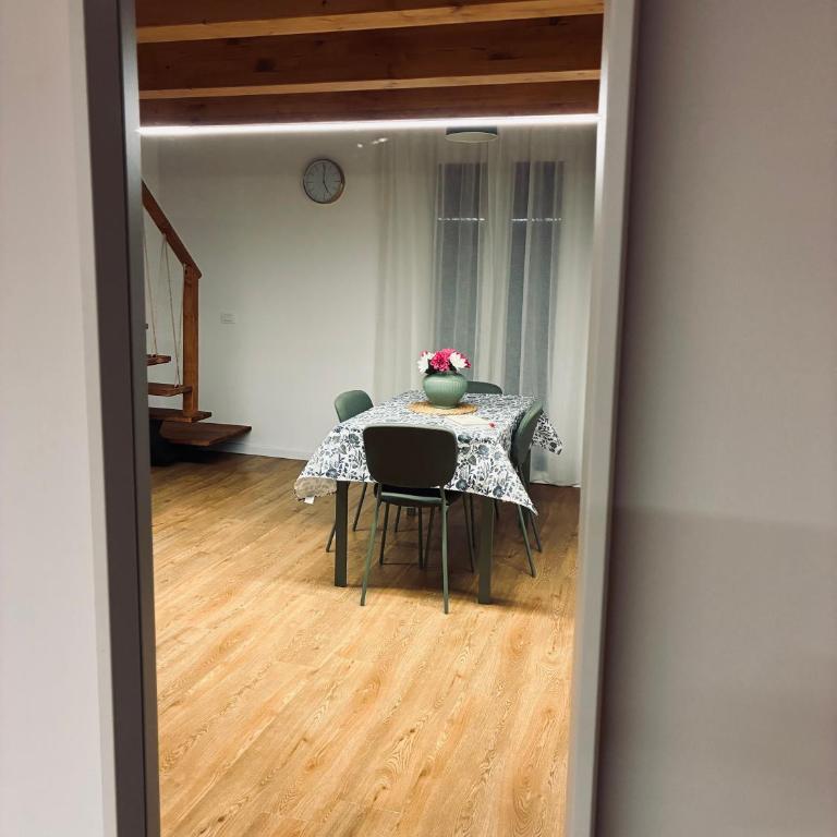 Disíu Apartment con jacuzzi in pieno centro - Two-Bedroom Apartment with Sea View - 11