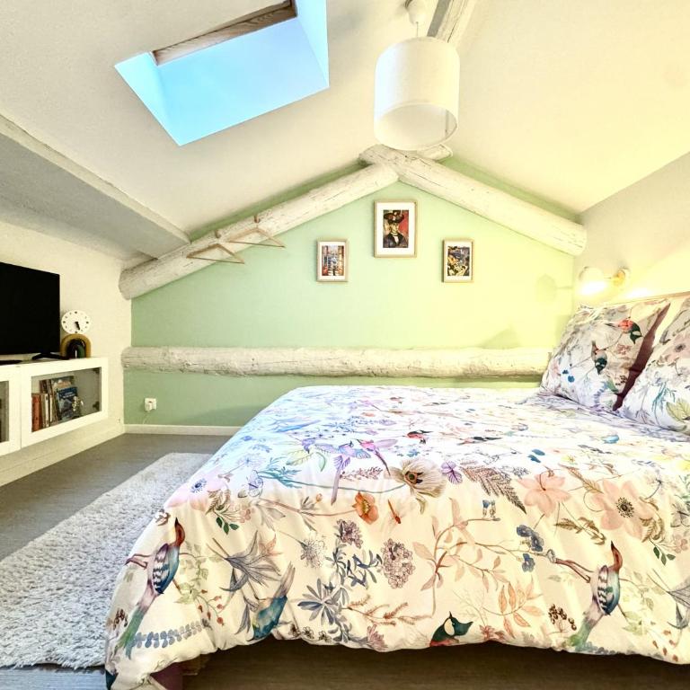 Duplex Cosy au Cœur du Vieux-Nice - Appartement 2 Chambres - 13