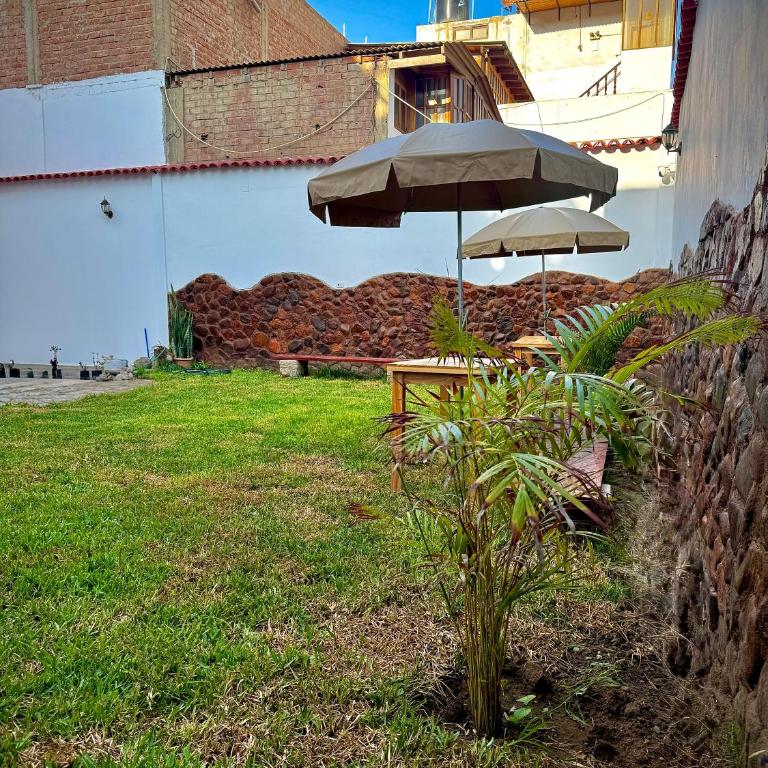 Huanchaco House - Double Room with Private Bathroom - 21
