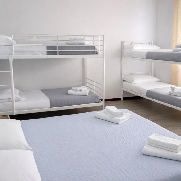 Hotel Aloha dipendenza Villa Silvie Rose - Camera Familiare Standard - 1