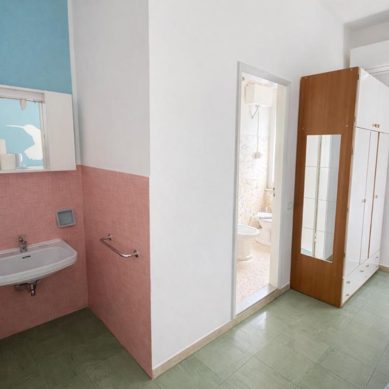 Hotel Aloha dipendenza Villa Silvie Rose - Camera Familiare - 3