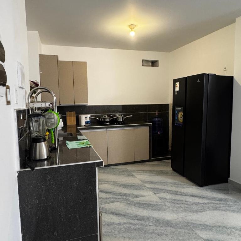 Huanchaco House - Double Room with Private Bathroom - 11