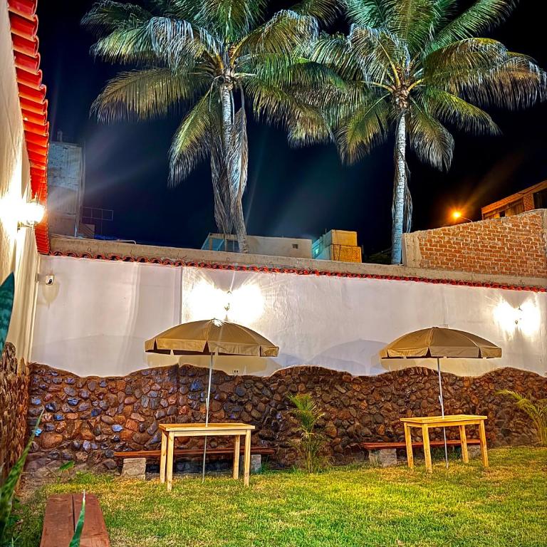 Huanchaco House - Double Room with Private Bathroom - 10