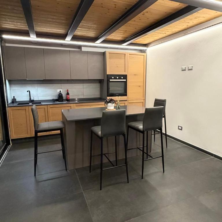Il Cavedio Bright Design Loft Near Station & Fair - One-Bedroom Apartment - 7
