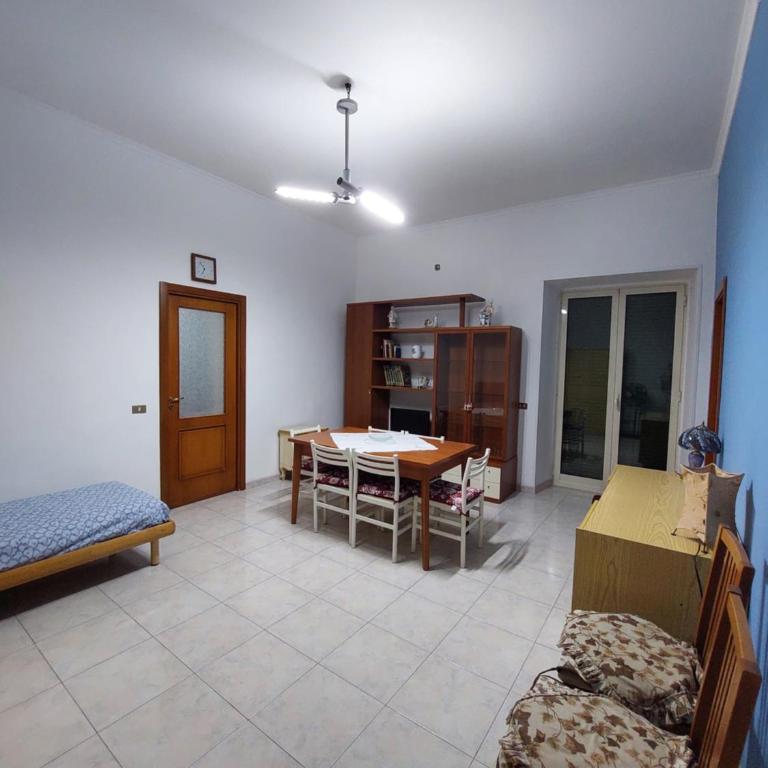 Giu da Nonna - Appartamento con 2 Camere da Letto - 1