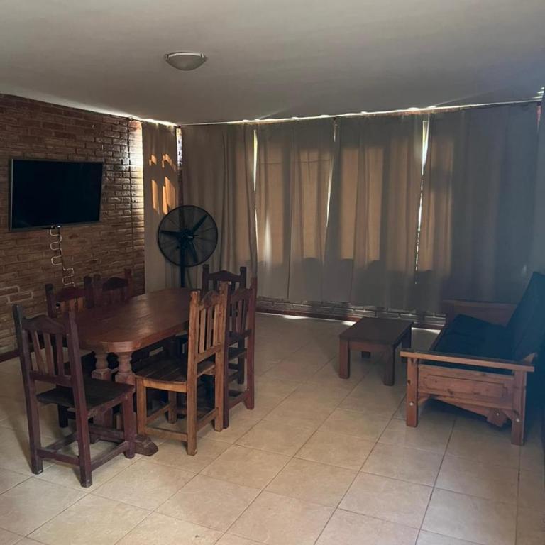 Doce Cabañas - Three-Bedroom Apartment - 11