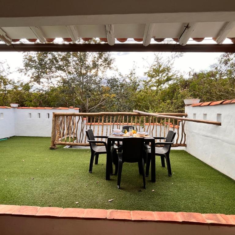 Casa Quintanilla Barichara - Double Room with Park View - 8