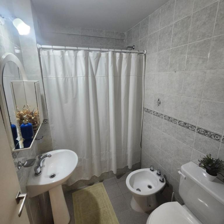 Departamento 3 ambientes en Barrio Camba Cuá a 250 metros de la Costanera - Two-Bedroom Apartment - 10
