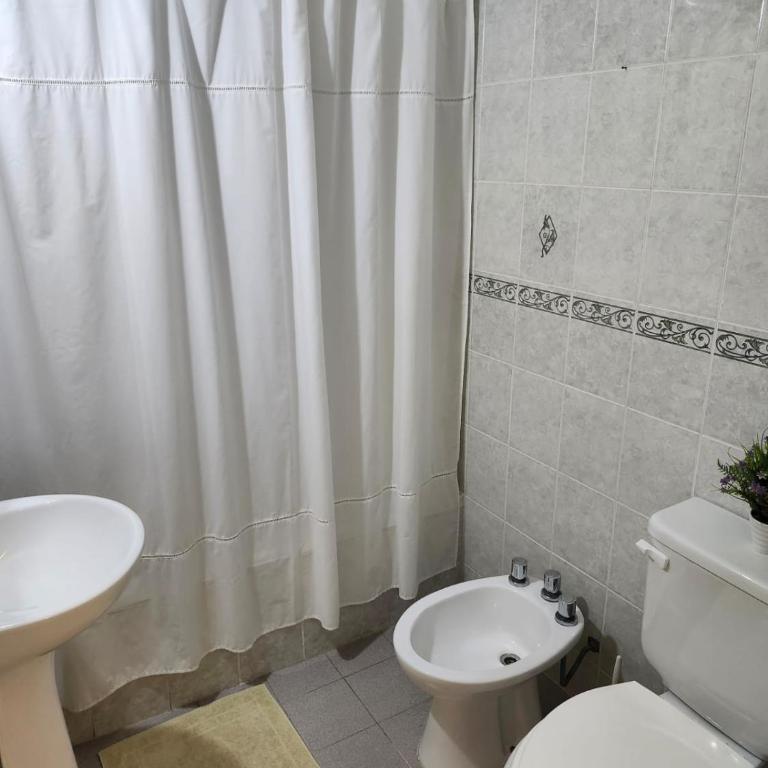 Departamento 3 ambientes en Barrio Camba Cuá a 250 metros de la Costanera - Two-Bedroom Apartment - 16