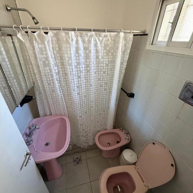 DEPARTAMENTOS HUGO - Habitación cuádruple - 3