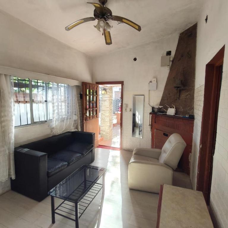 CASA CÉNTRICA en PIRIAPOLIS - Casa de 2 dormitorios - 4