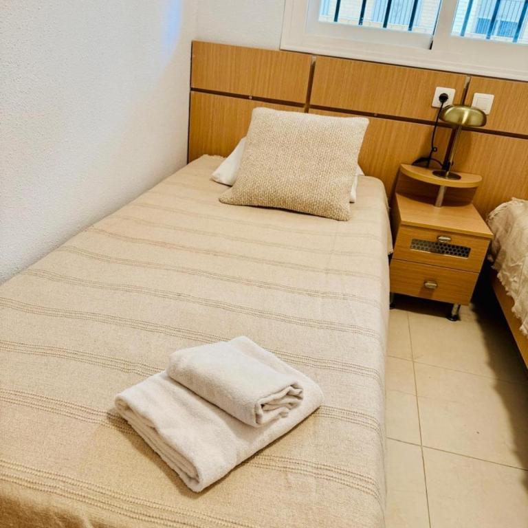 Cala Blanca Apartment, primera línea d playa Magic World - Apartamento de 2 dormitorios - 16