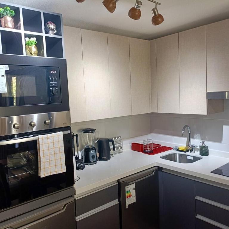 Centro de la Ciudad, Santa Lucia con Aire AC, Piscina y Estacionamiento - Apartamento de 1 dormitorio - 7