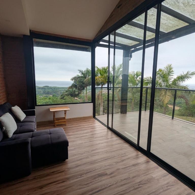 Akuna Ayampe - Four-Bedroom House - 8