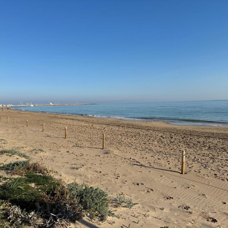 Ideal para familias con jardín privado, piscina y playa a 2 min - Apartamento - Planta baja - 25