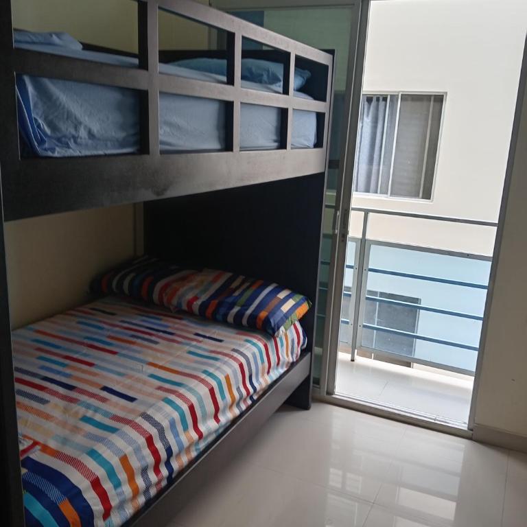 Hermoso amplio y cómodo departamento en la playa - Three-Bedroom Apartment - 15
