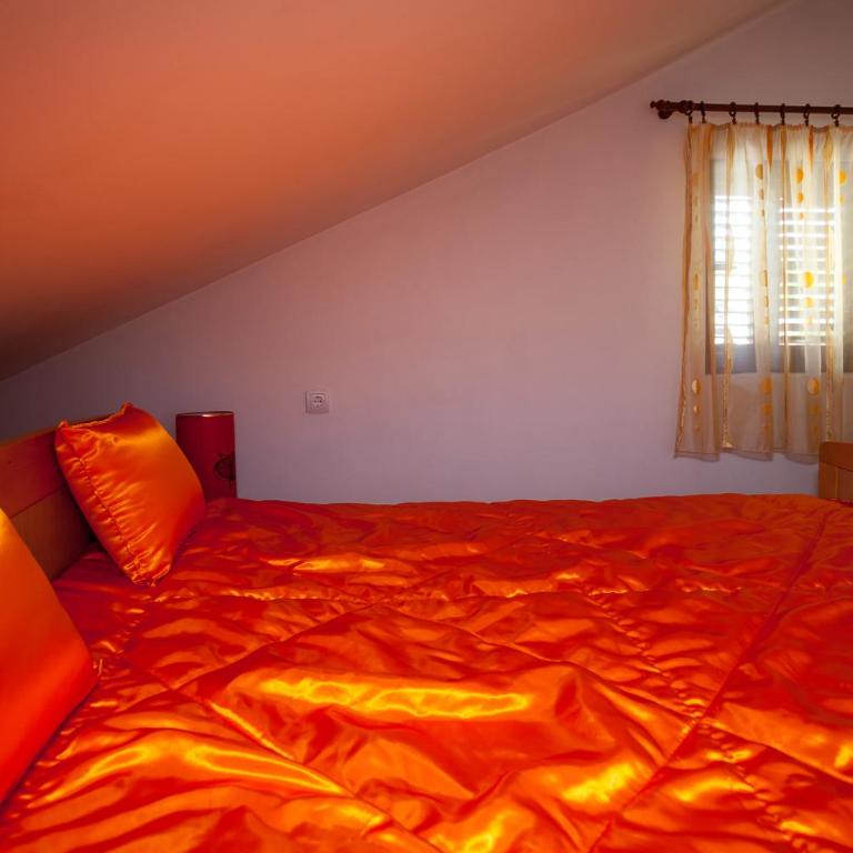 Apartments Ratković - Apartman sa 2 Spavaće Sobe i Balkonom - 8