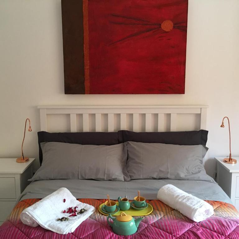 Hibiscus - Deluxe Room - 1