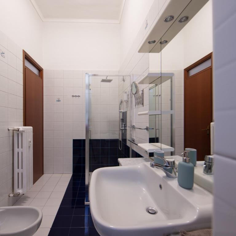 Casa Torineiser - elegant apt in city centre with parking by Home a porter - Appartamento con 1 Camera da Letto - 23