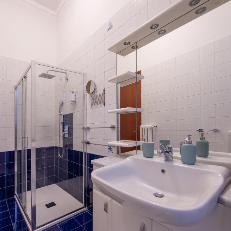 Casa Torineiser - elegant apt in city centre with parking by Home a porter - Appartamento con 1 Camera da Letto - 22