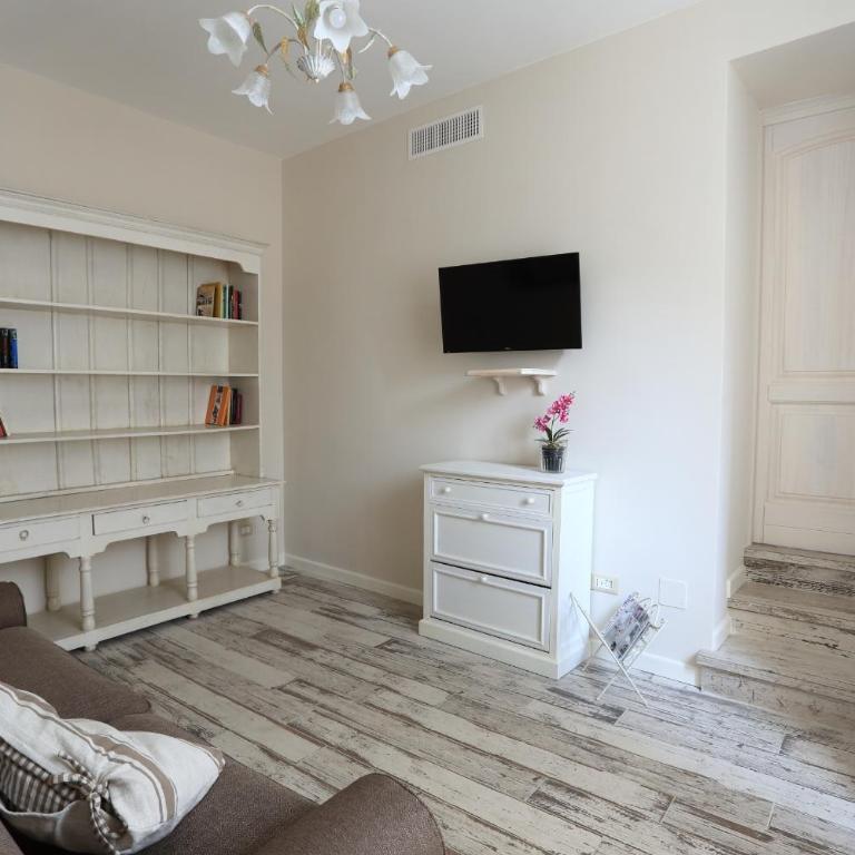 Ambrosio Relais - Triple Room with Terrace - 14