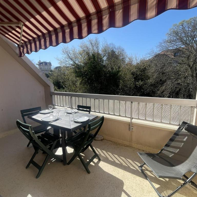 Studio avec terrasse plein sud & parking privé - Studio - 2
