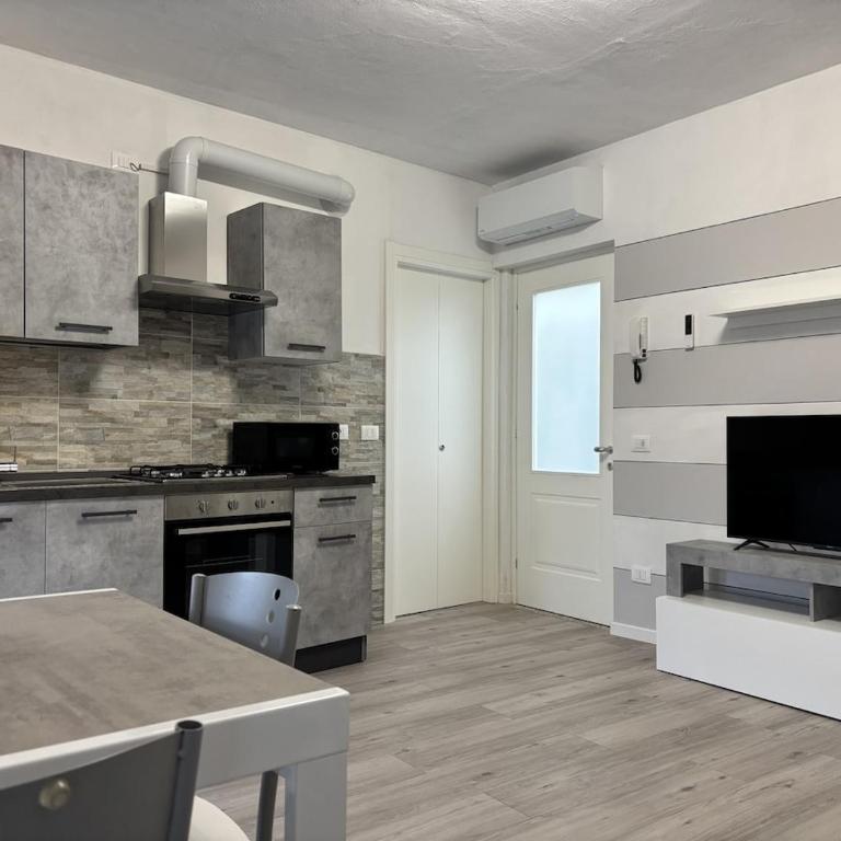 La Mansarda sul Lago - Appartamento con 2 Camere da Letto - 5