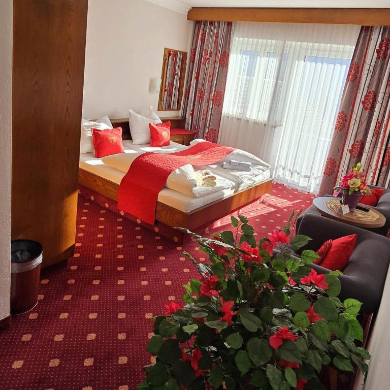 Hotel Rossmann - Doppelzimmer mit Balkon - 4