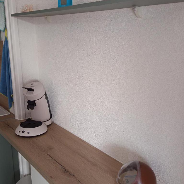 Studio rénové avec balcon et vue dégagée - Apartment mit 1 Schlafzimmer - 2