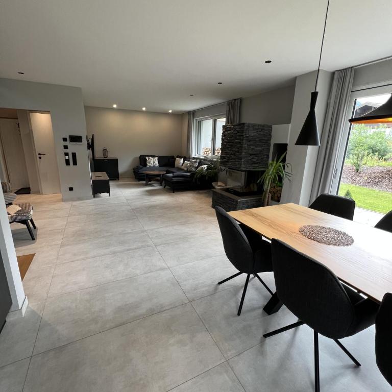 Villa Chalet Schlossalm bis 9 Personen - Ferienhaus mit 3 Schlafzimmern - 31