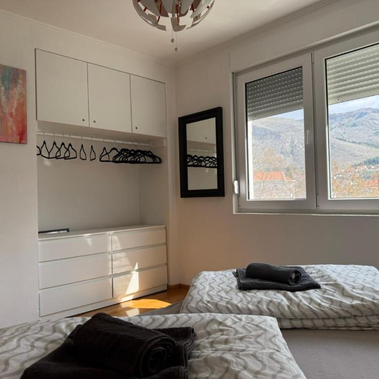 Oskar & Ella Apartment - Two-Bedroom Apartment - 5