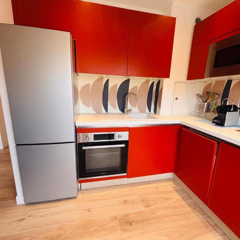 New - Golden Square - large one-bedroom - air-conditioning - parking - Appartement 1 Chambre - 12