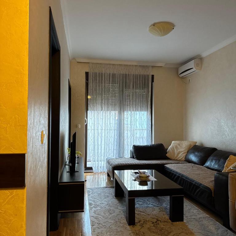 Apartman ML Company - One-Bedroom Apartment - 3