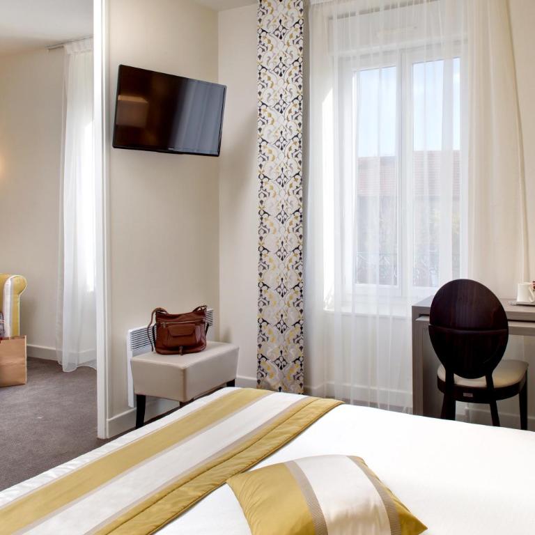 HOTEL ARVERNA VICHY - ClT'HOTEL - Chambre Double Supérieure Confort avec 1 Lit de 180 cm - 4