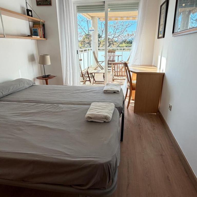 Apartamentos Llobregat - Apartment - 14