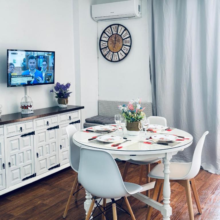 Apartamento zona turística Salou - Two-Bedroom Apartment - 9