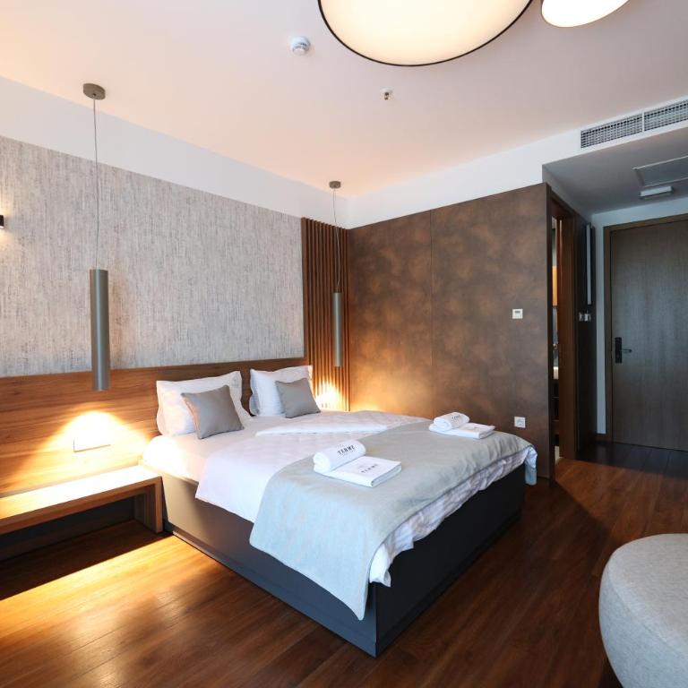 Terme BANJA LUKA - Dvokrevetna Soba sa Bračnim Krevetom - 3