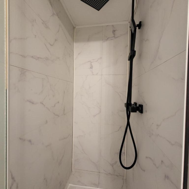 Appart au calme avec cour avec 1 siège massant! - Apartment mit 1 Schlafzimmer - 13