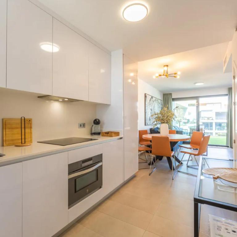 Dúplex Zahara de los Atunes, TORRE DE LA VELA - Three-Bedroom Apartment - 10