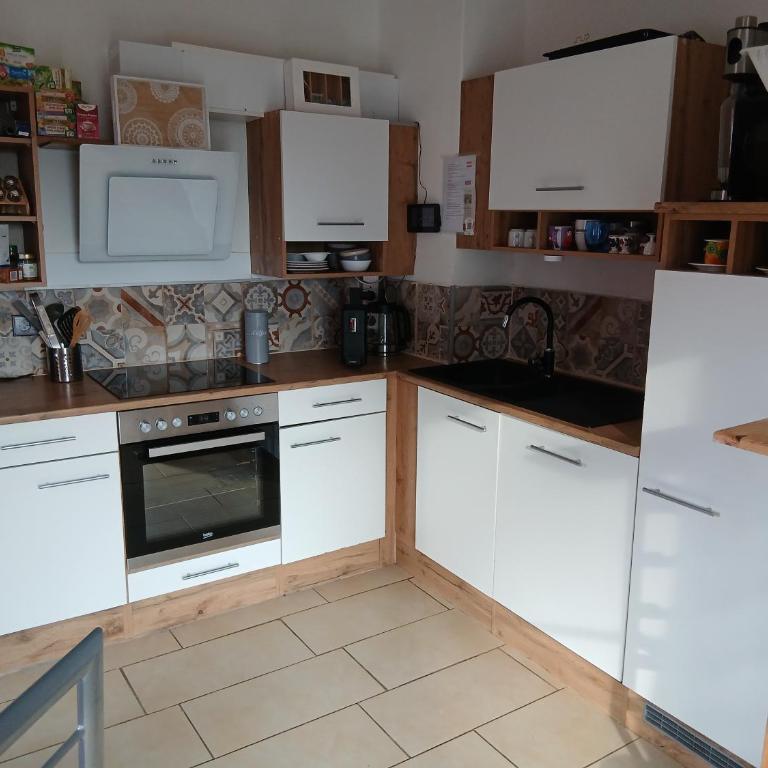 HAUS SONBERG mit Garten, Pool, Fasssauna, semi detached house with garden - Appartement en Duplex - 61