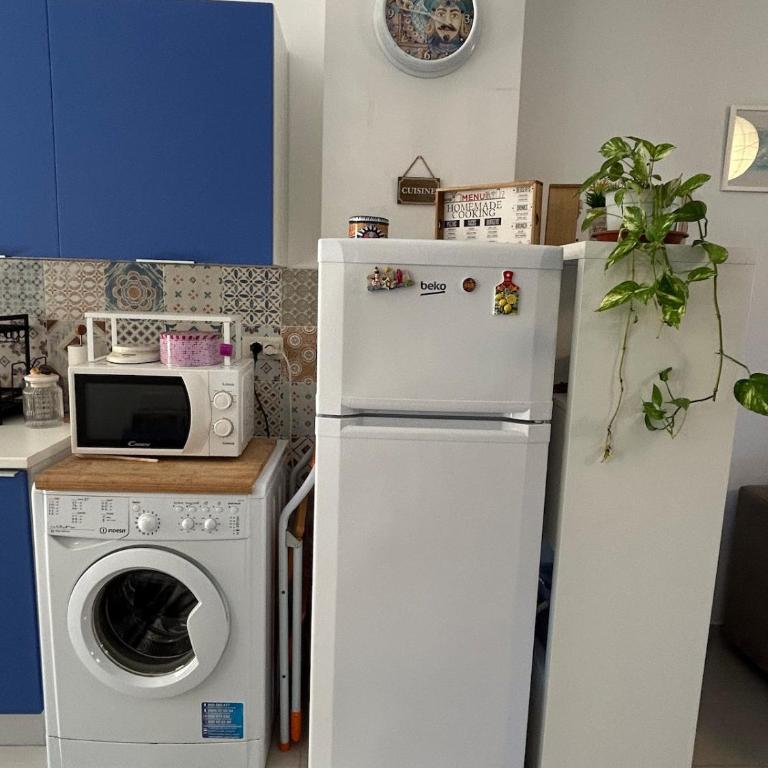 Ninni Mondello House-Terrace & Free Parking - Two-Bedroom House - 6